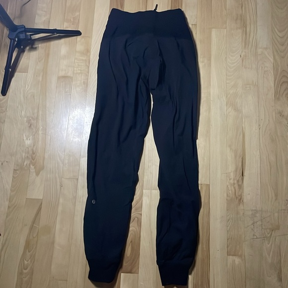 Lululemon dance studio pants - Picture 5 of 5